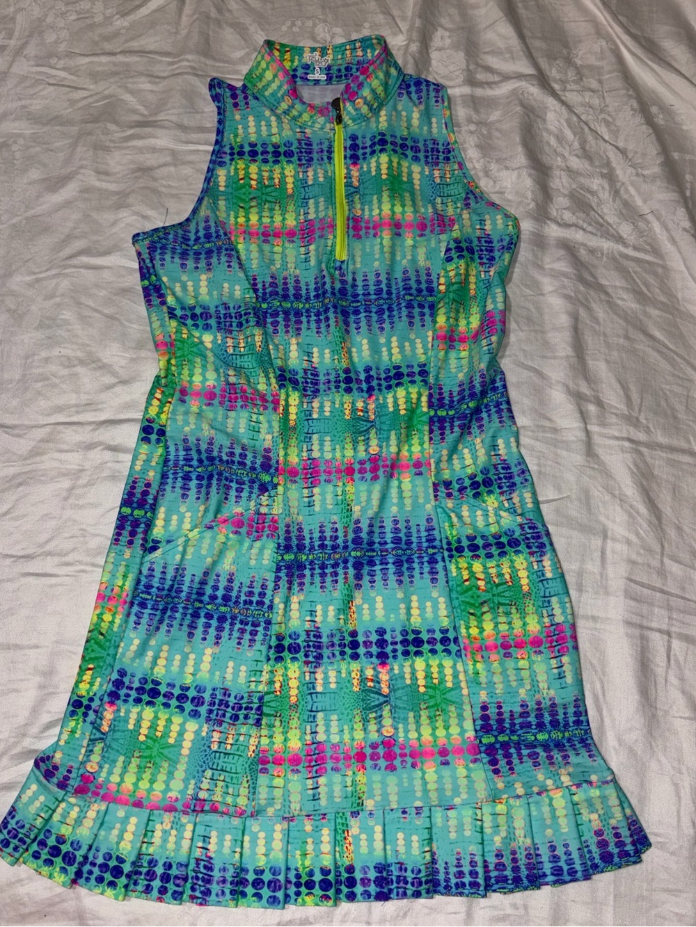 Nwot Tzu Tzu stretchy pockets multi color Golf Dress